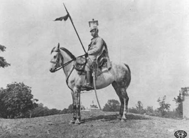 Ułan z 1 pułku rtm. Beliny-Prażmowskiego. 1917 r. Źródło: CAW Ułan z 1 pułku rtm. Beliny-Prażmowskiego. 1917 r. Źródło: CAW