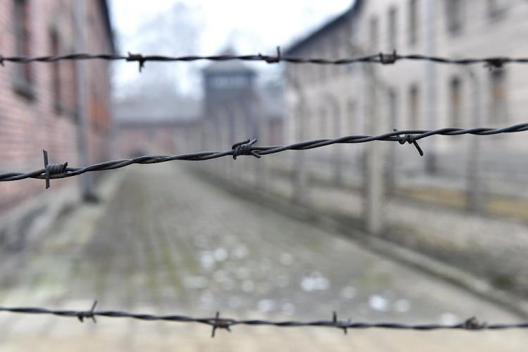 Teren byłego niemieckiego obozu koncentracyjnego Auschwitz. Fot. PAP/J. Bednarczyk Teren byłego niemieckiego obozu koncentracyjnego Auschwitz. Fot. PAP/J. Bednarczyk