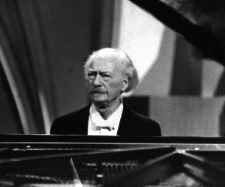 Ignacy Jan Paderewski, pianista. Fot. PAP/CAF - reprodukcja Ignacy Jan Paderewski, pianista. Fot. PAP/CAF - reprodukcja